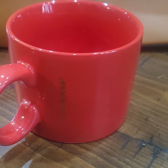 Starbucks RED Mug - Picture 5 of 9